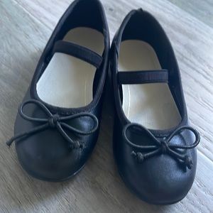 Black shoes in perfect condition